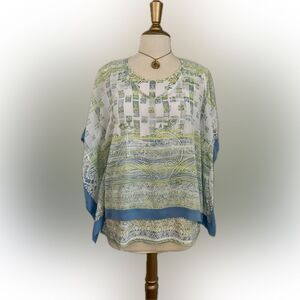 Multiples lightweight & flowy layered top!